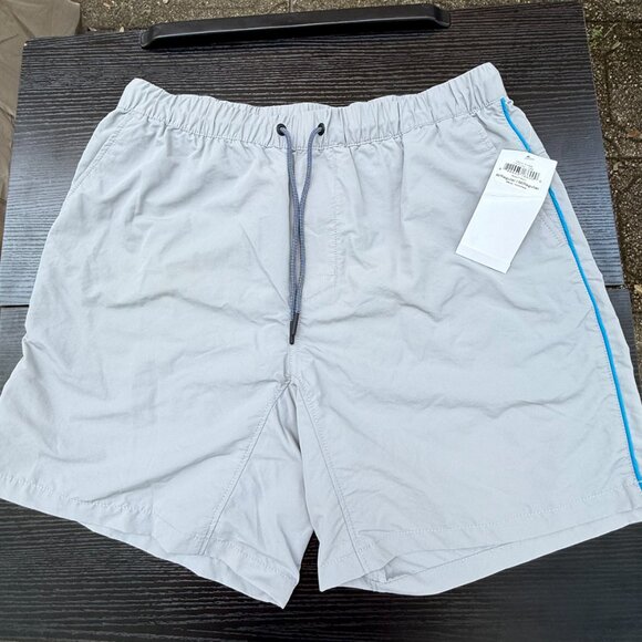 MOUNTAIN HARDWEAR RAILAY SHORTS MEN'S MEDIUM GREY HIKING WALKING CAMPING OUTDOOR - Picture 1 of 8
